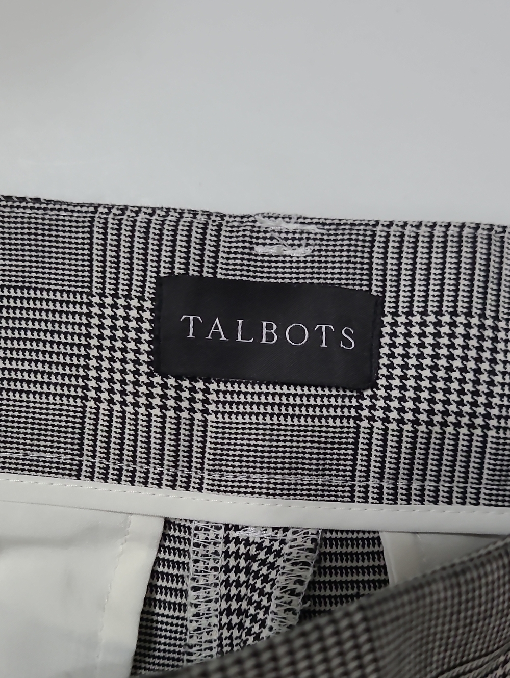 Talbots Black & White Plaid Southampton Straight Leg Pants Size 12 - Picture 4 of 9